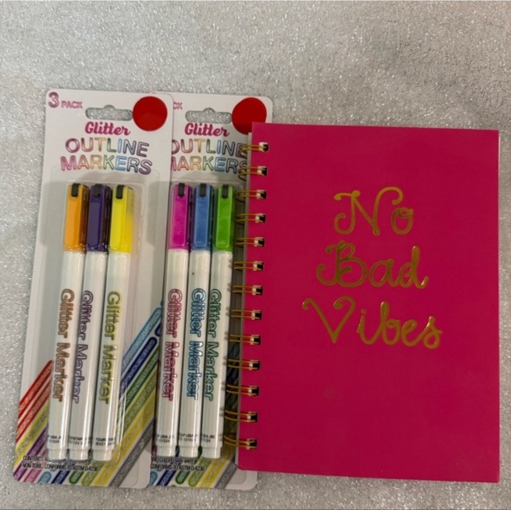 Notebook and Glitter Outline Markers Set